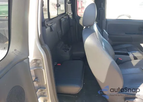 2006 GMC Canyon Slt from USA, damaged, VIN 1GTDS196868332271